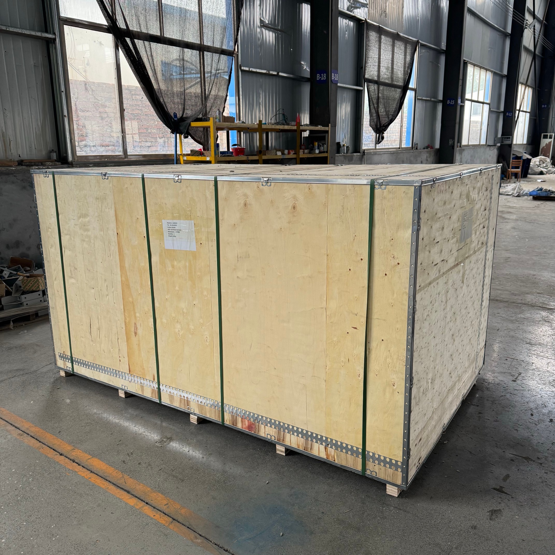 Fumigated plywood export crate — Aarhus (Denmark) shipment, AGS-123 Potato Harvester, 4.7×1.8 m, 920 kg.