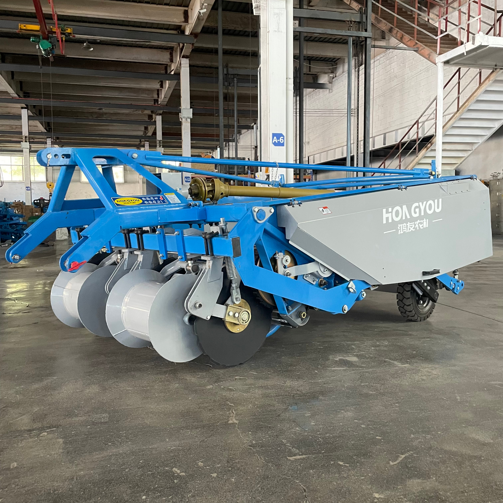 4UL-170 Potato Harvester