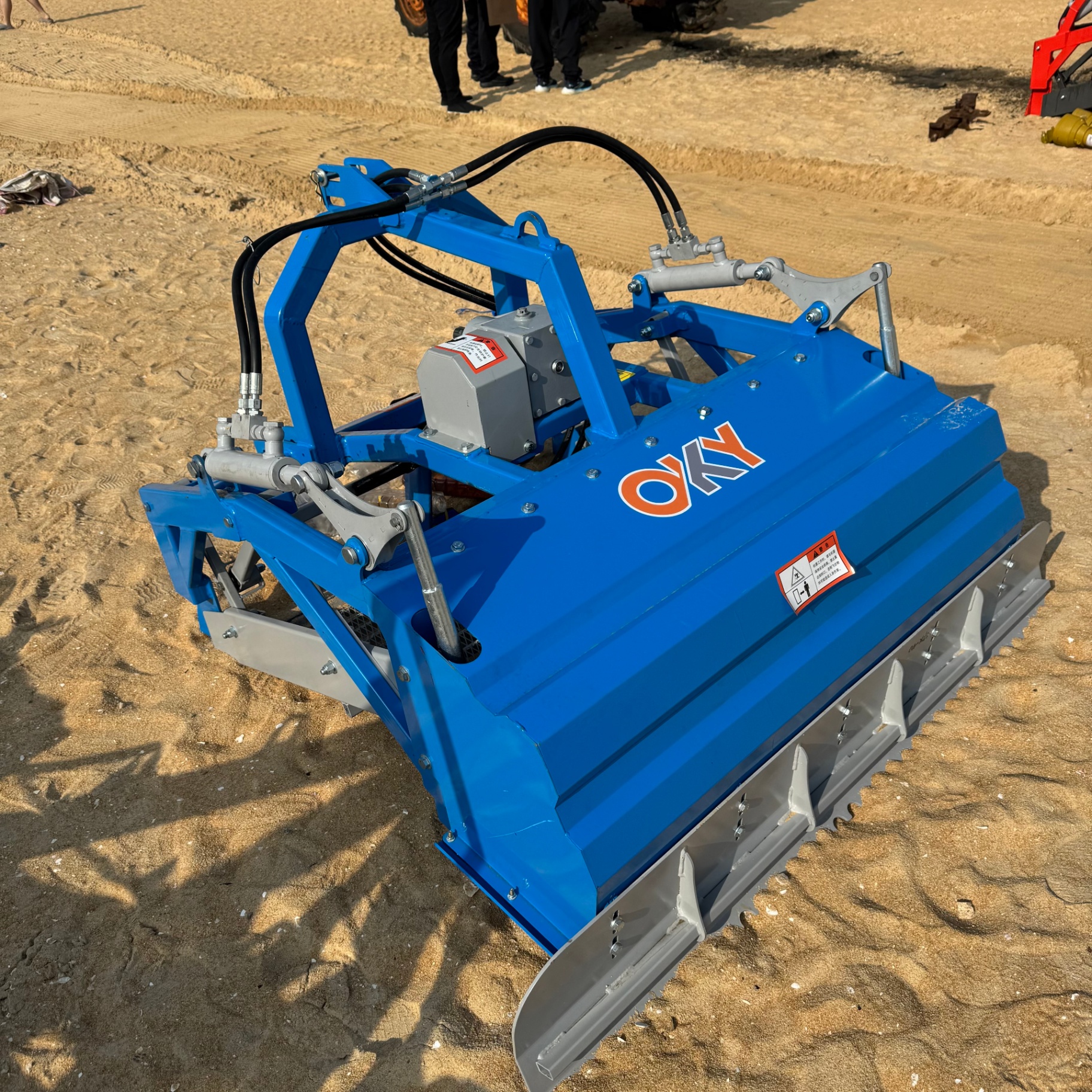 SPX-150 Beach Cleaning Machine