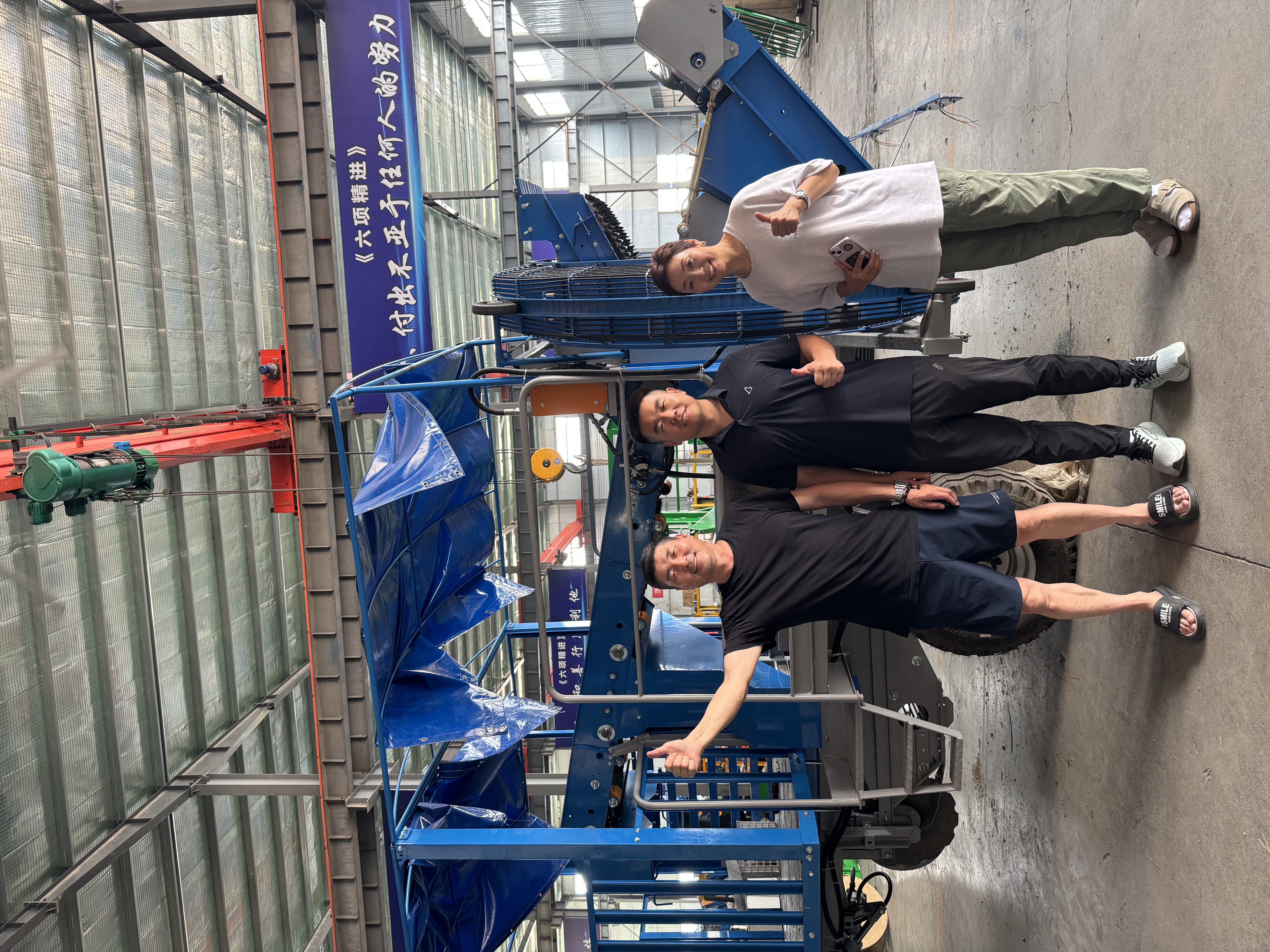 HONGYOU customer photo 14