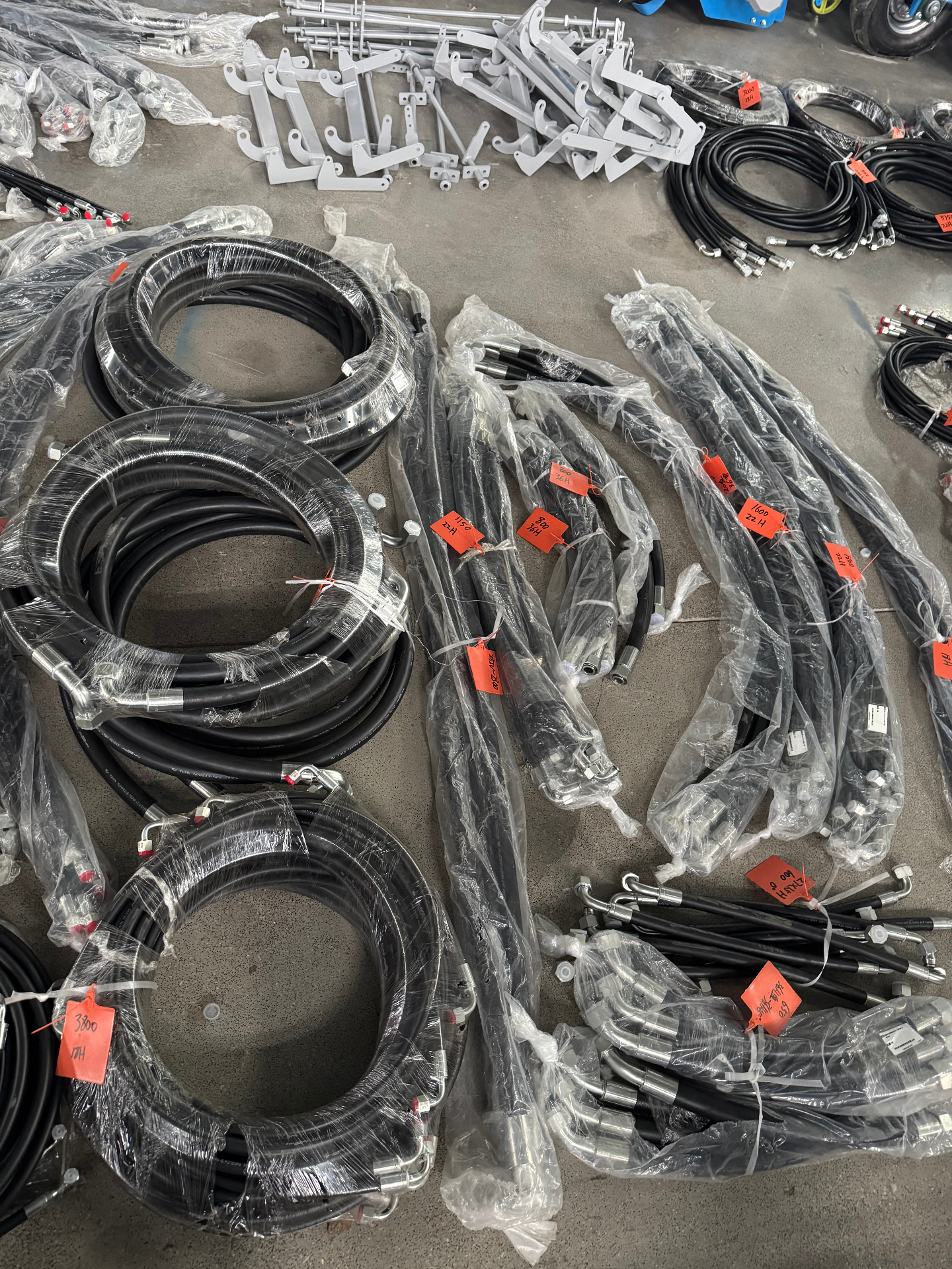 Hydraulic hose and component kit for the 4UZL platform