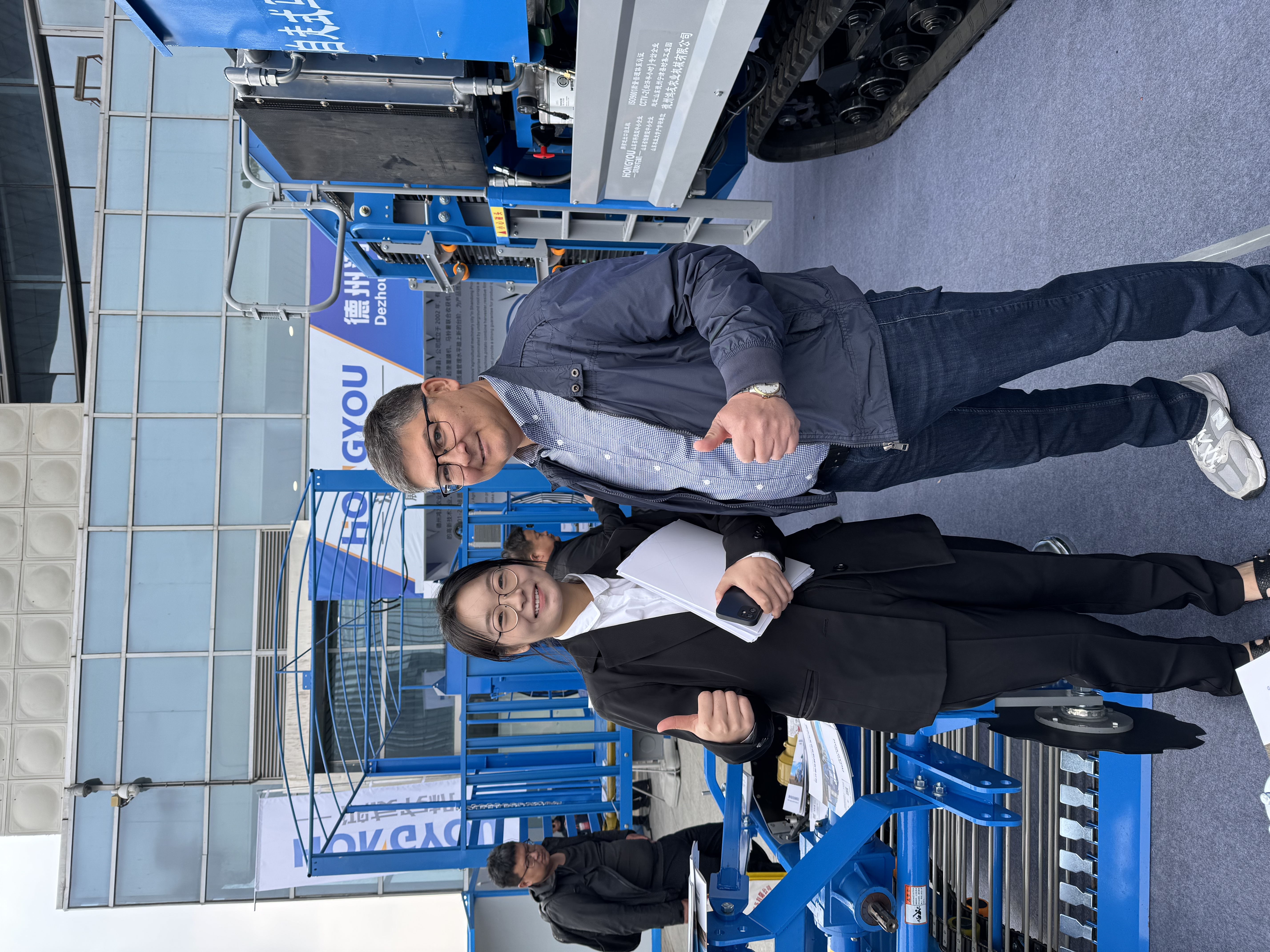 HONGYOU customer photo 10